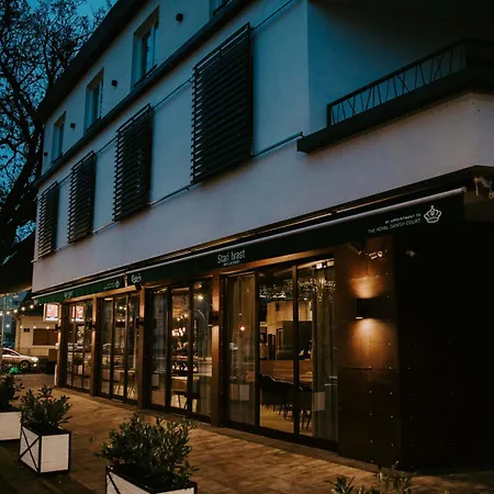 Stari Hrast Bosanska Gradiska